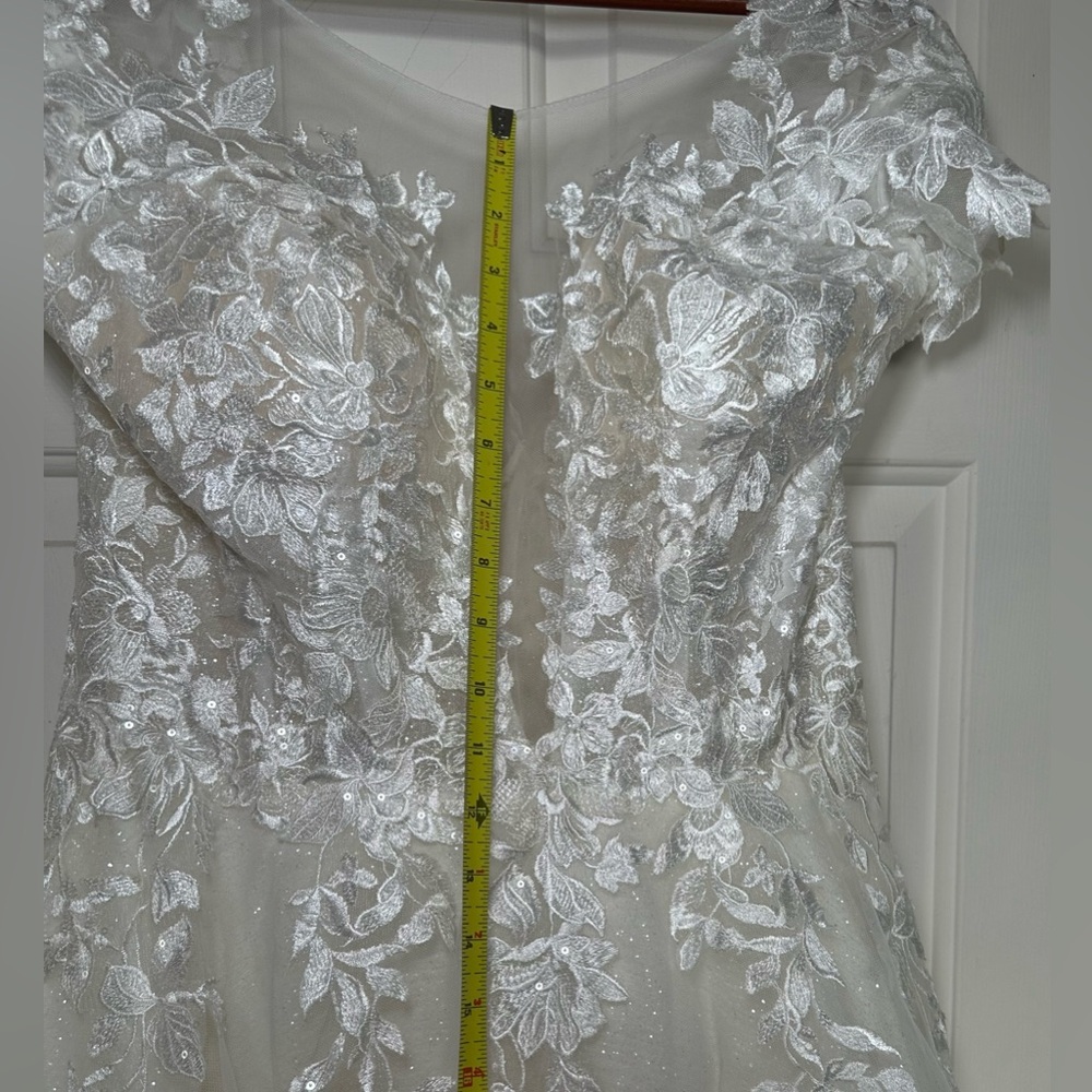 Andrea & Leo Couture Wedding Dress‎ 12 Floral Embellished Sparkles Corset Back. - Picture 11 of 14